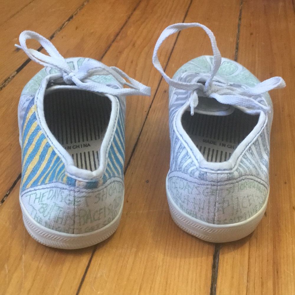 Creative sneakers - Picture 3 of 6